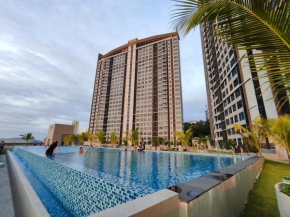 Jesselton Quay JQ Homestay #4-6 pax# Free Parking#